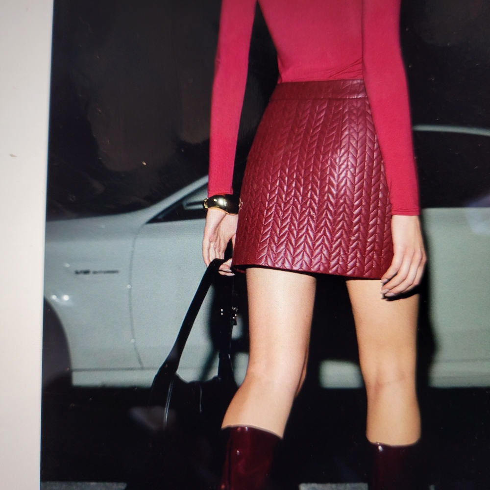Commense Faux Leather Quilted Red Mini Skirt - Picture 5 of 6